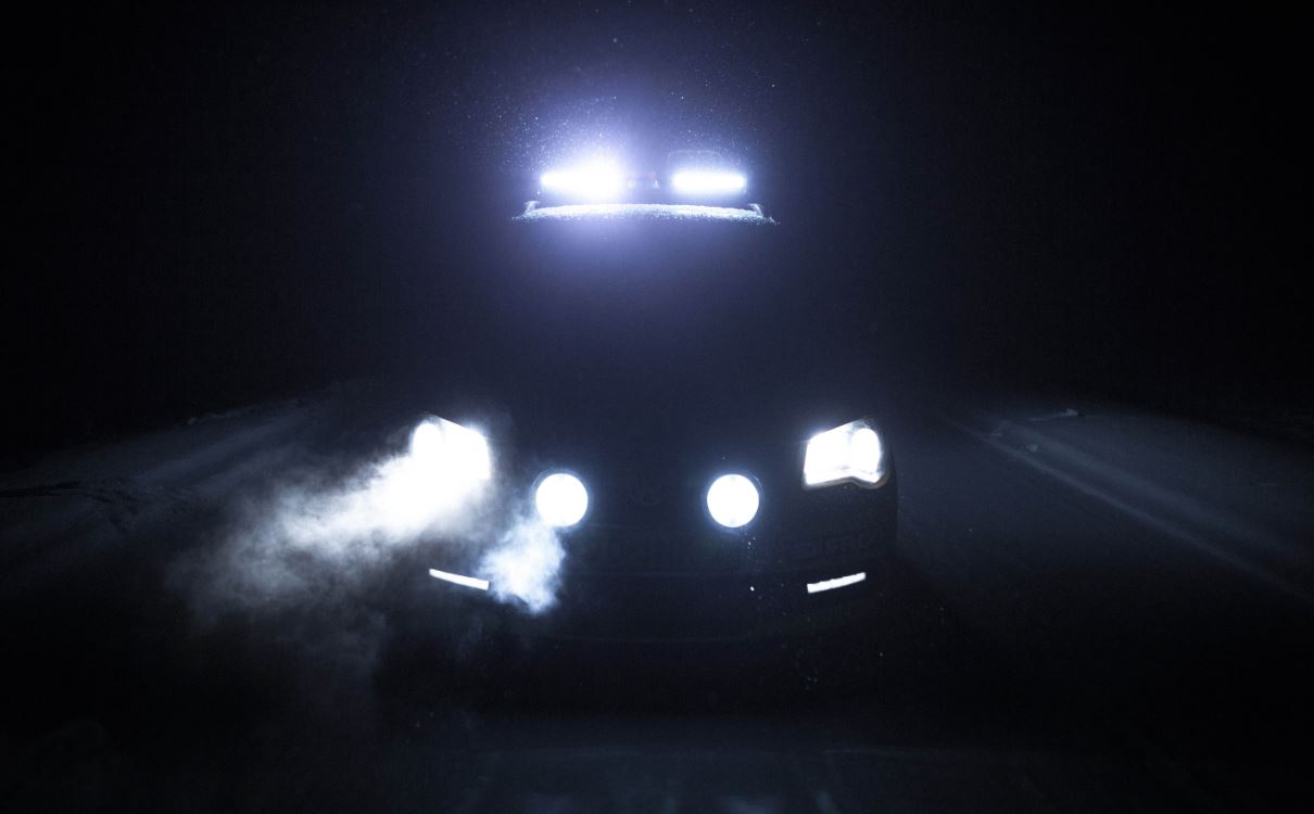 Feux antibrouillard : les héros oubliés de l’éclairage automobile !
